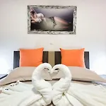 Heaven Vila